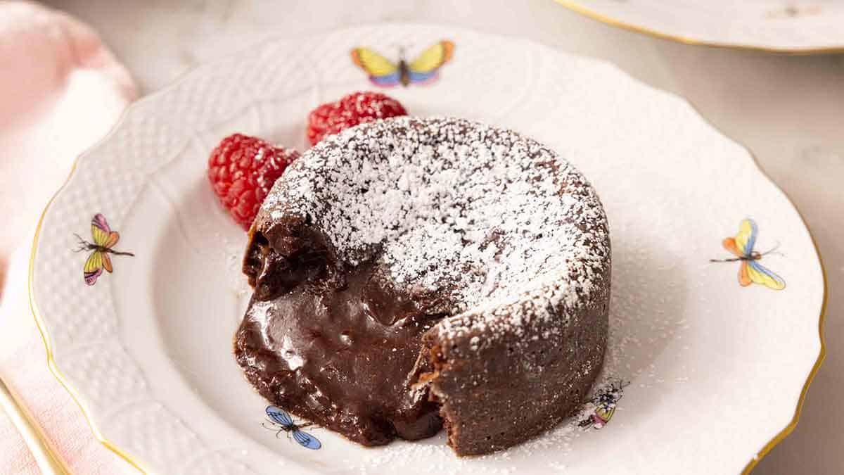 Chocolate Lava Cake Image