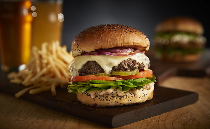 Classic Cheeseburger Image